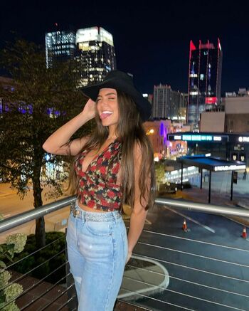 Maddie W