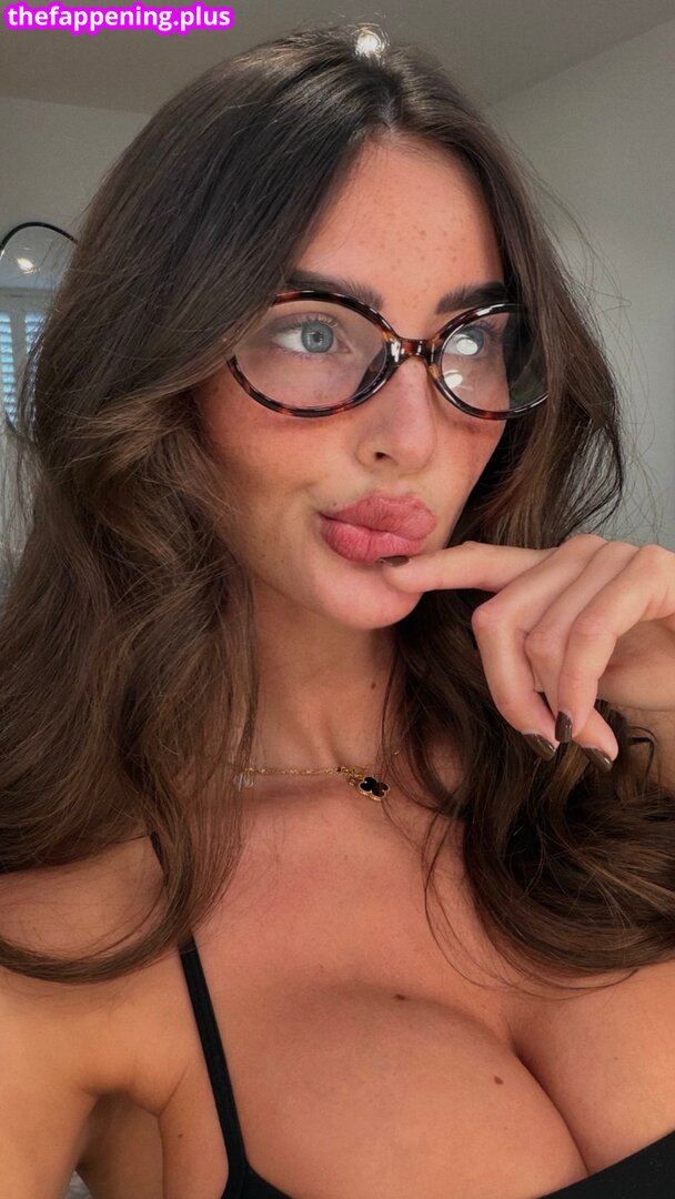 Maddy Cheary / maddycheary