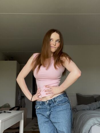 Madeleine_b123