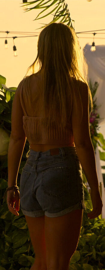 Madelyn Cline