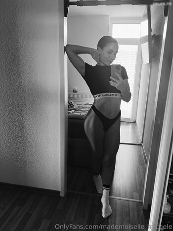 mademoiselle_michele