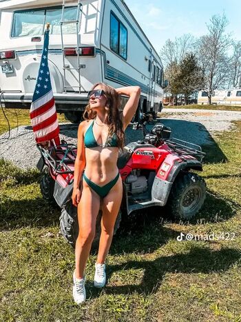 Madie Reyering
