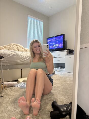 Mads Thompson Maddiiedee