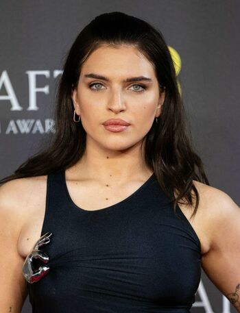 Mae Muller