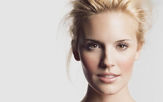 Maggie Grace