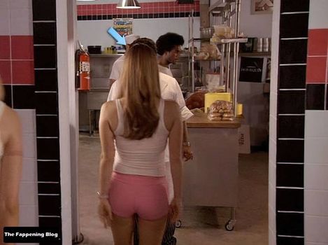 Maggie Lawson