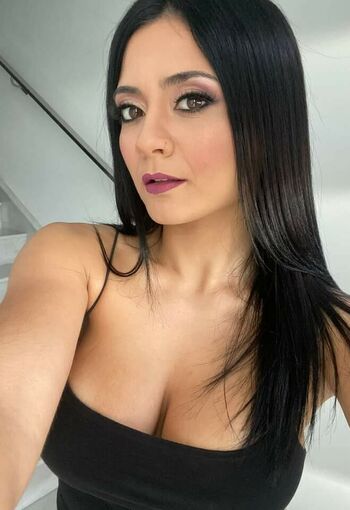 Maltese Girls