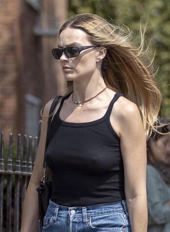 Margot Robbie