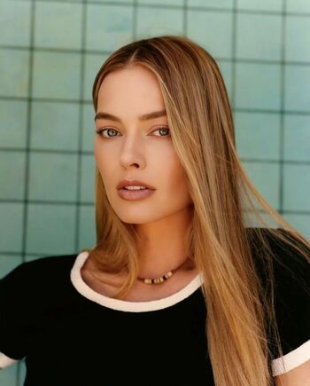 Margot Robbie