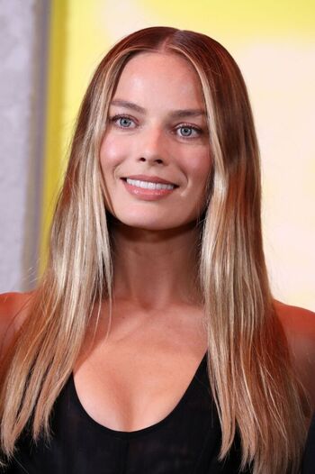 Margot Robbie