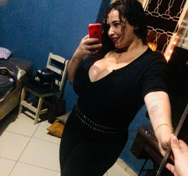 Maria Clara Tavares