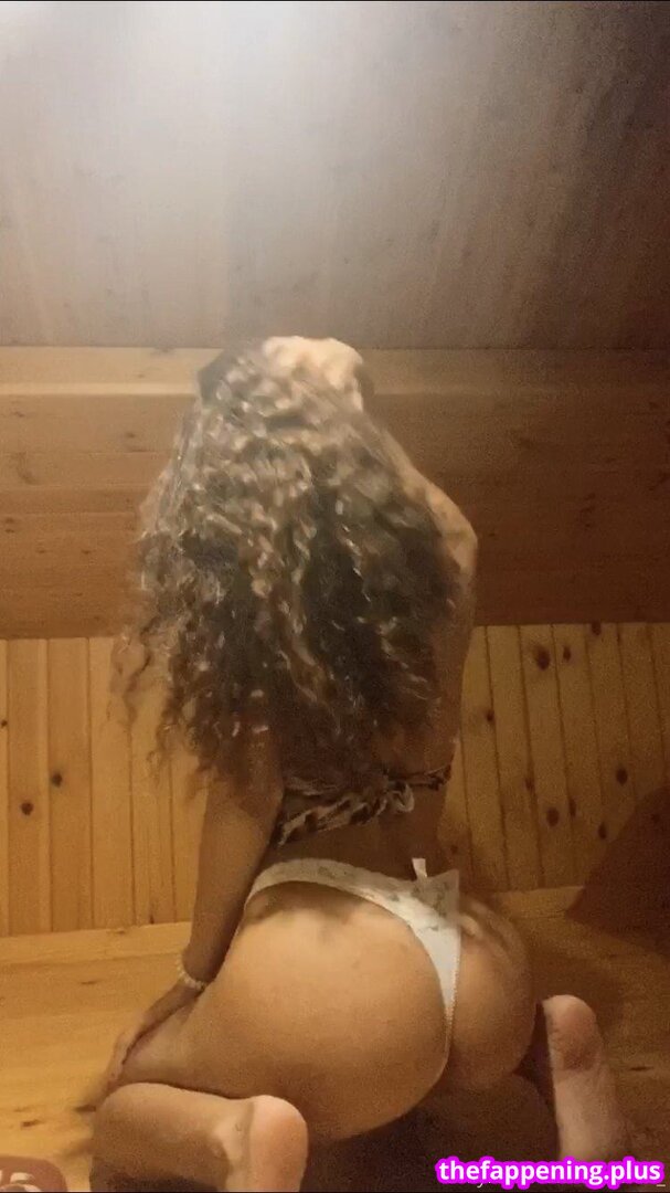 Maria Mxbmm_