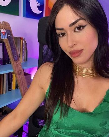 Maricel Freire Hotwife