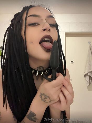 marie.boobsie