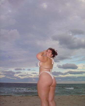 Mariella_o6