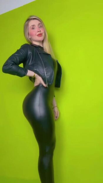 Marisol Dovala. La Chica Del Clima