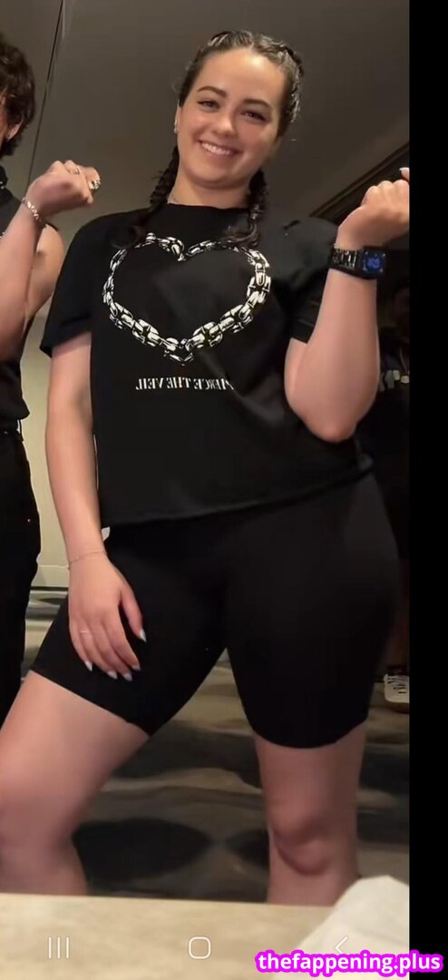 Mary Mouser