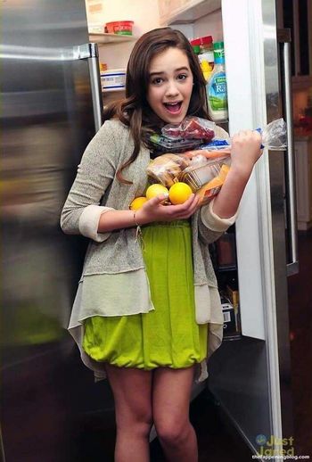 Mary Mouser