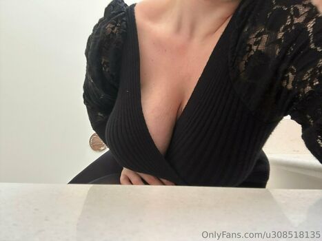 maxiboobs
