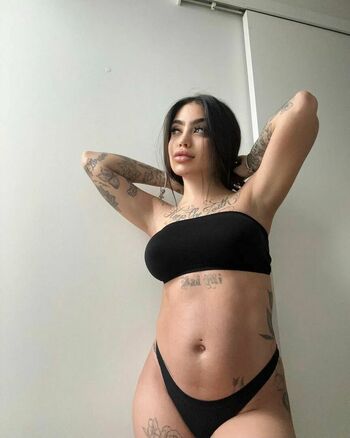 MC Mirella