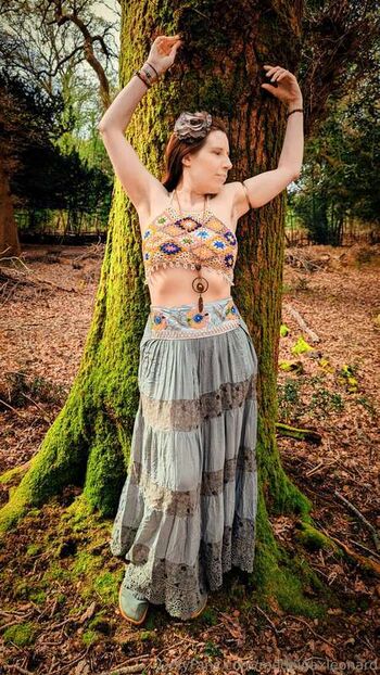 Medeina And Master Leonard