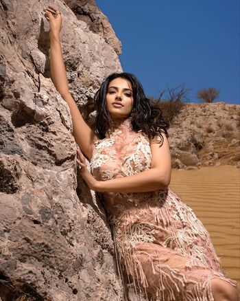 Meenakshi Chaud