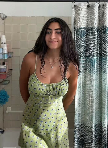 Megan Larian