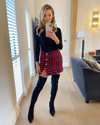 Mel Lowe