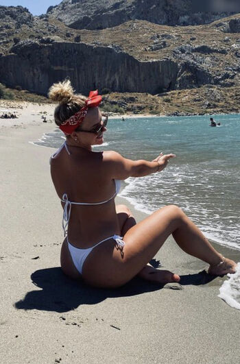 melaania_bv