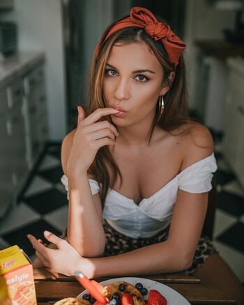 Melanie Marcia