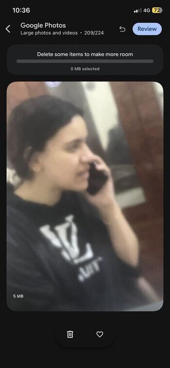 Melek Azad