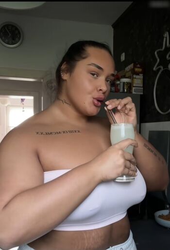 melina.bodybuilder