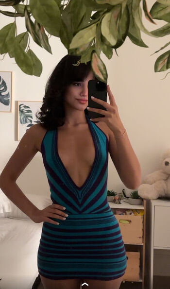 Melody Oz