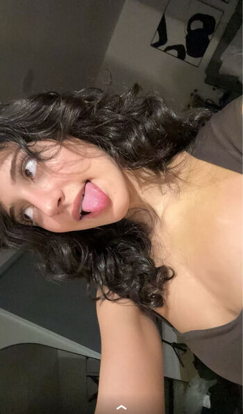 Melody Oz