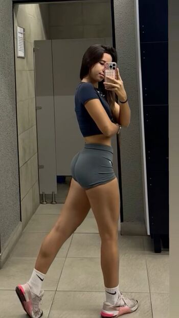 Melody Valenzuela