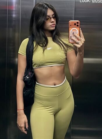 Menina veneno