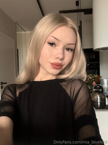 Mia_Bluebird