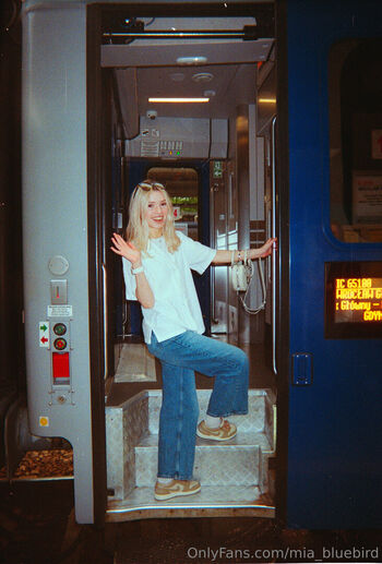 Mia_Bluebird