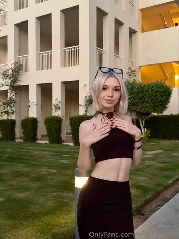 Mia_Bluebird