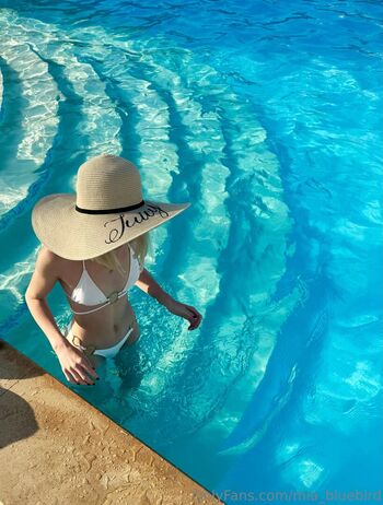 Mia_Bluebird