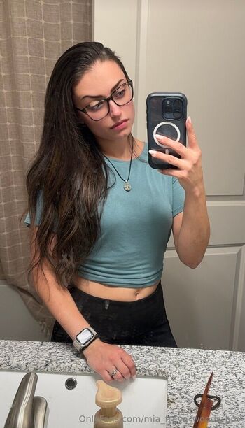 mia_fraya_woods_ppv