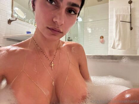 Mia Khalifa