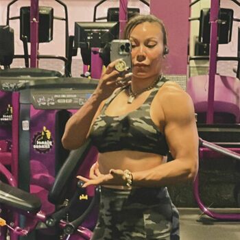 Mia Yim