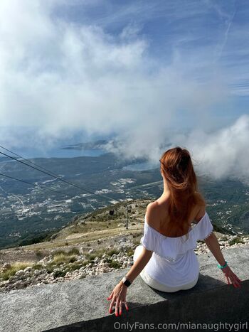 mianaughtygirl