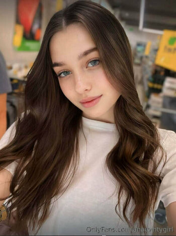 mianaughtygirl
