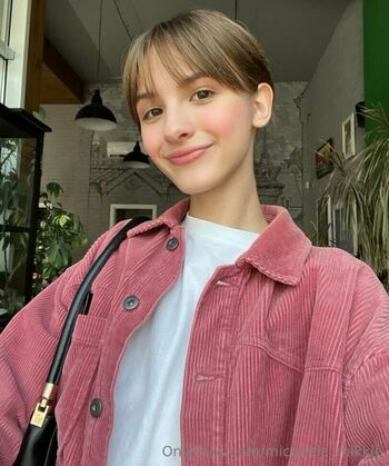 michaela_mikkie