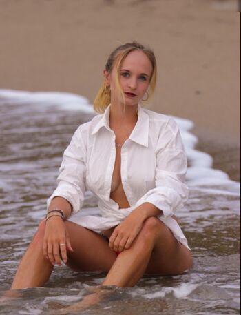 Michellegrsz / 112_michelle