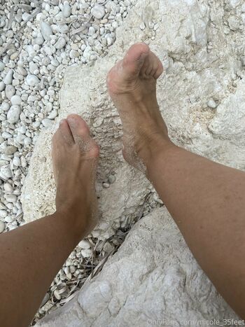 micole_35feet