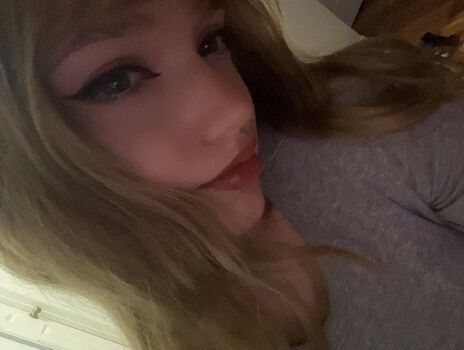 Mikahhlynn