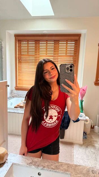 Mikayla Campinos